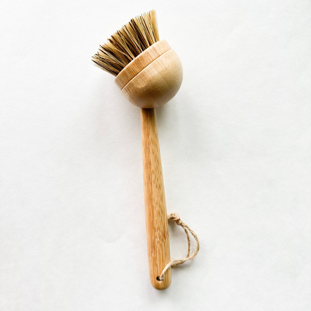 Natural Bamboo Sisal Dish Brush With Replaceable Head: Sisal - Replaceable