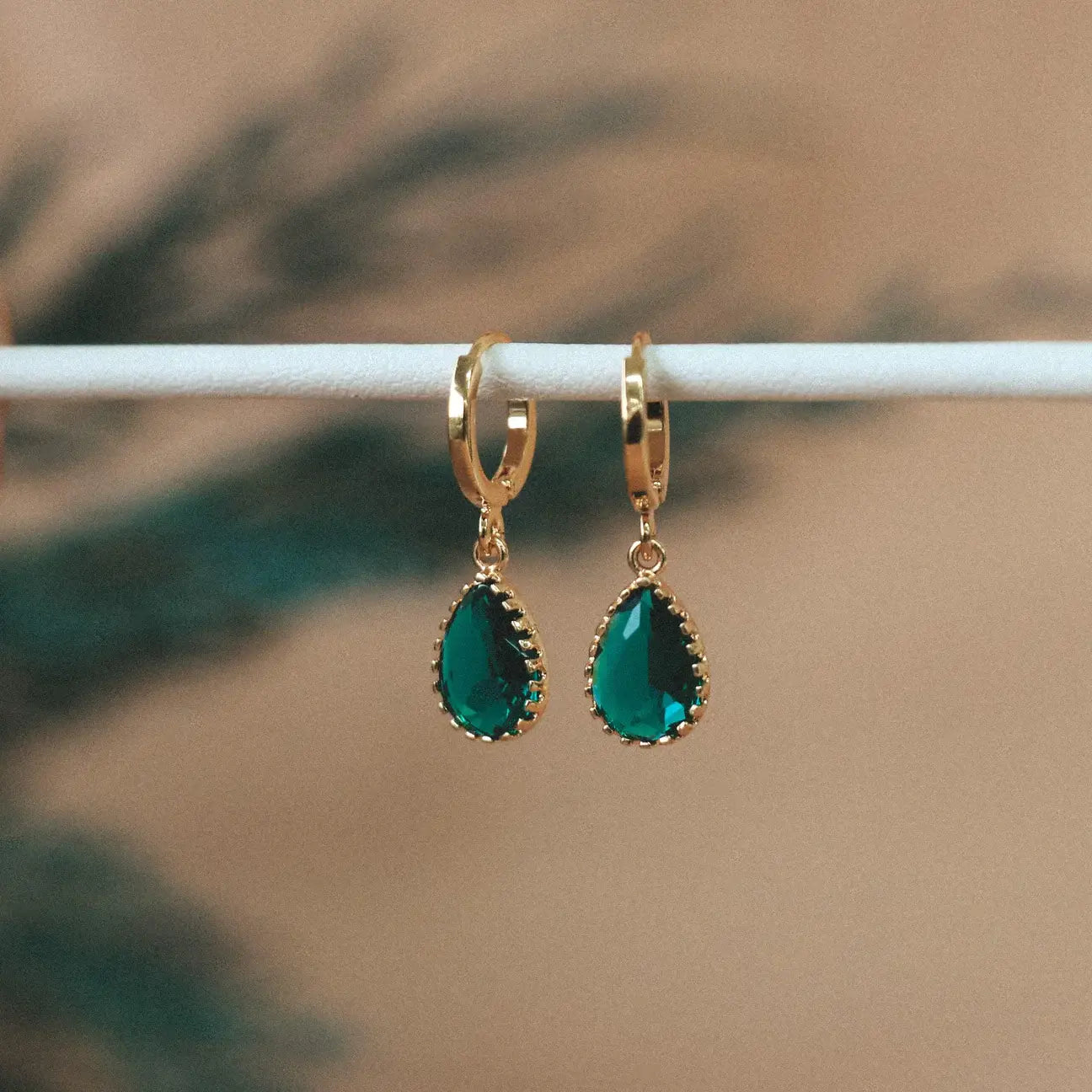 Dipo Hanging Earrings