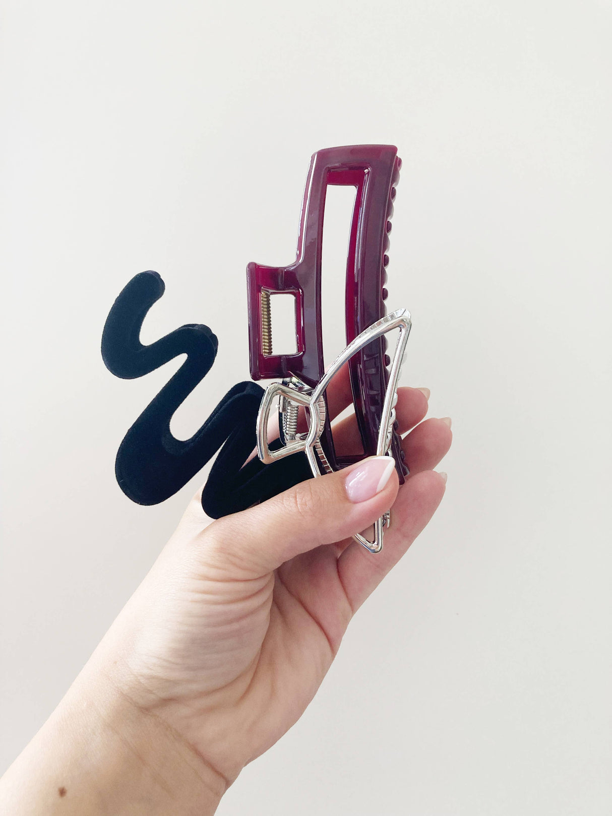 Festive Claw Clip Trio *Black