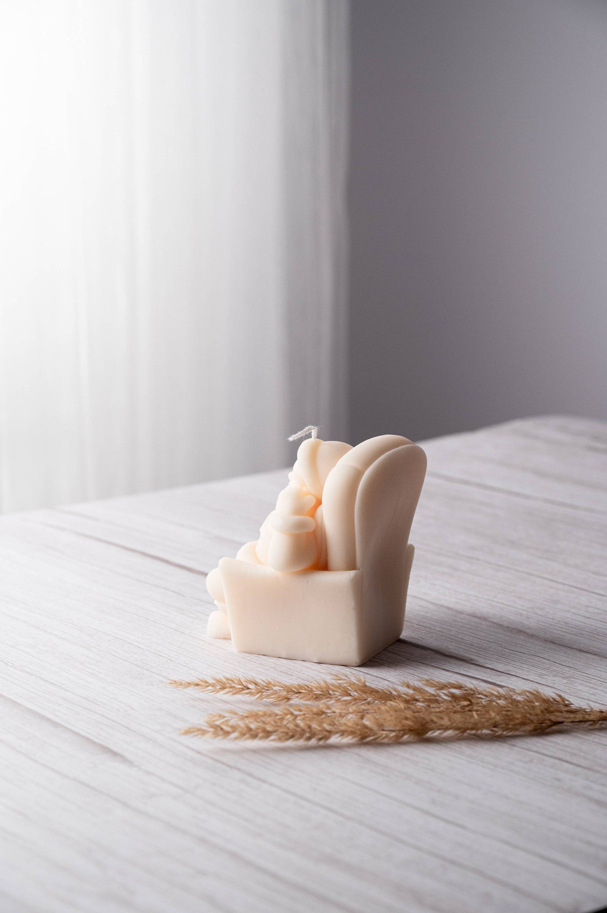 Santa Claus Candle - Hand-poured Design: Vintage