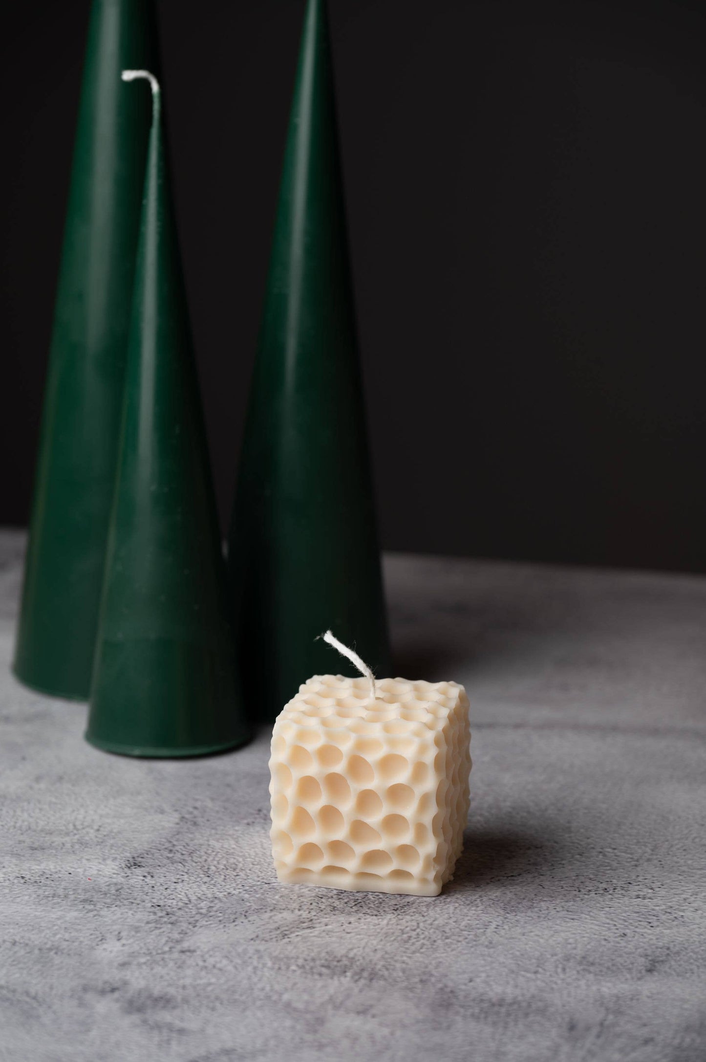 Honeycomb Cube Candle: Sandalwood