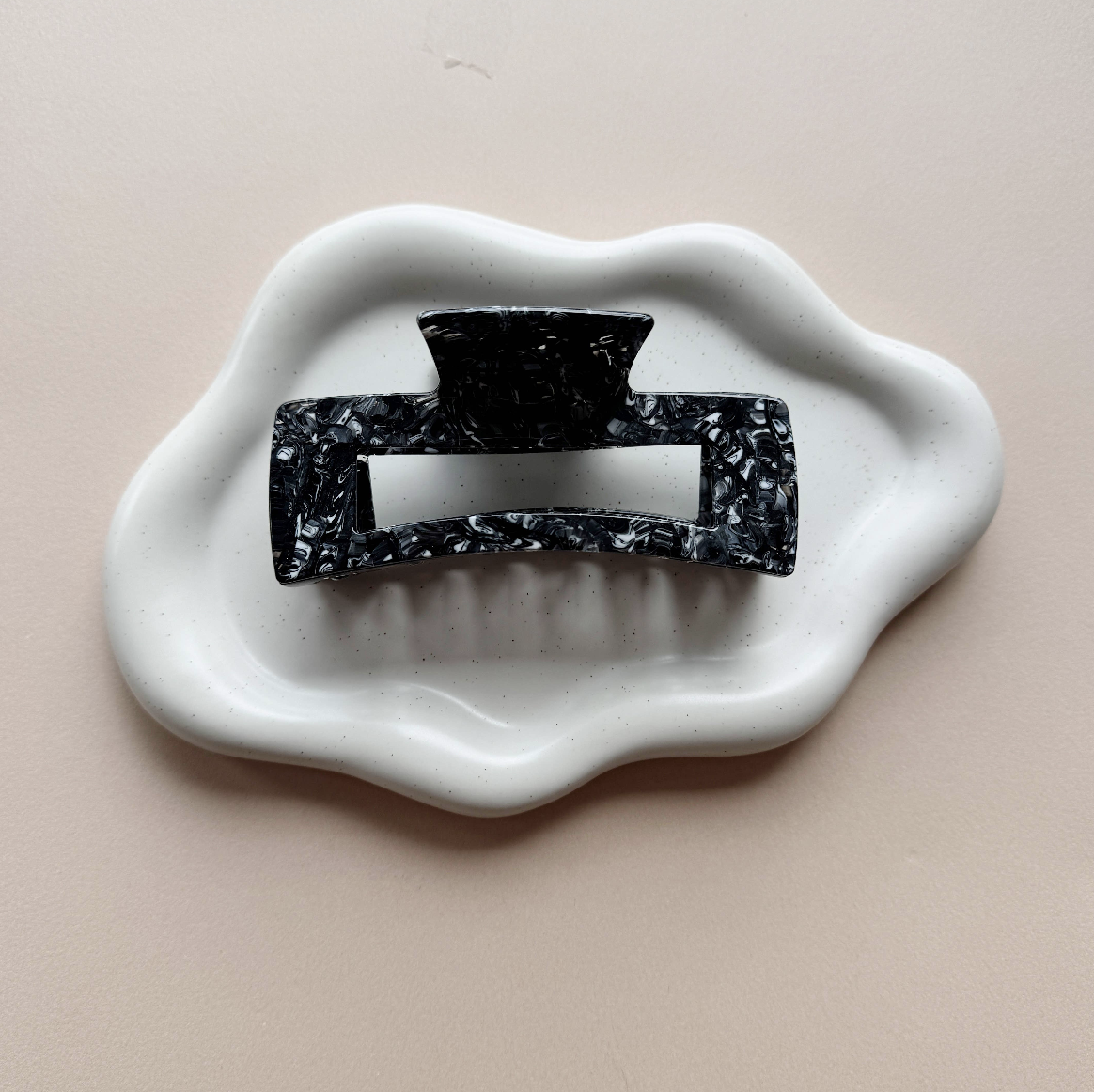 The Anna: Large Claw Clip