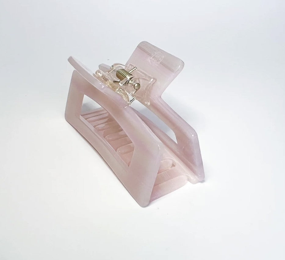 Ecofriendly Midi Claw Clip
