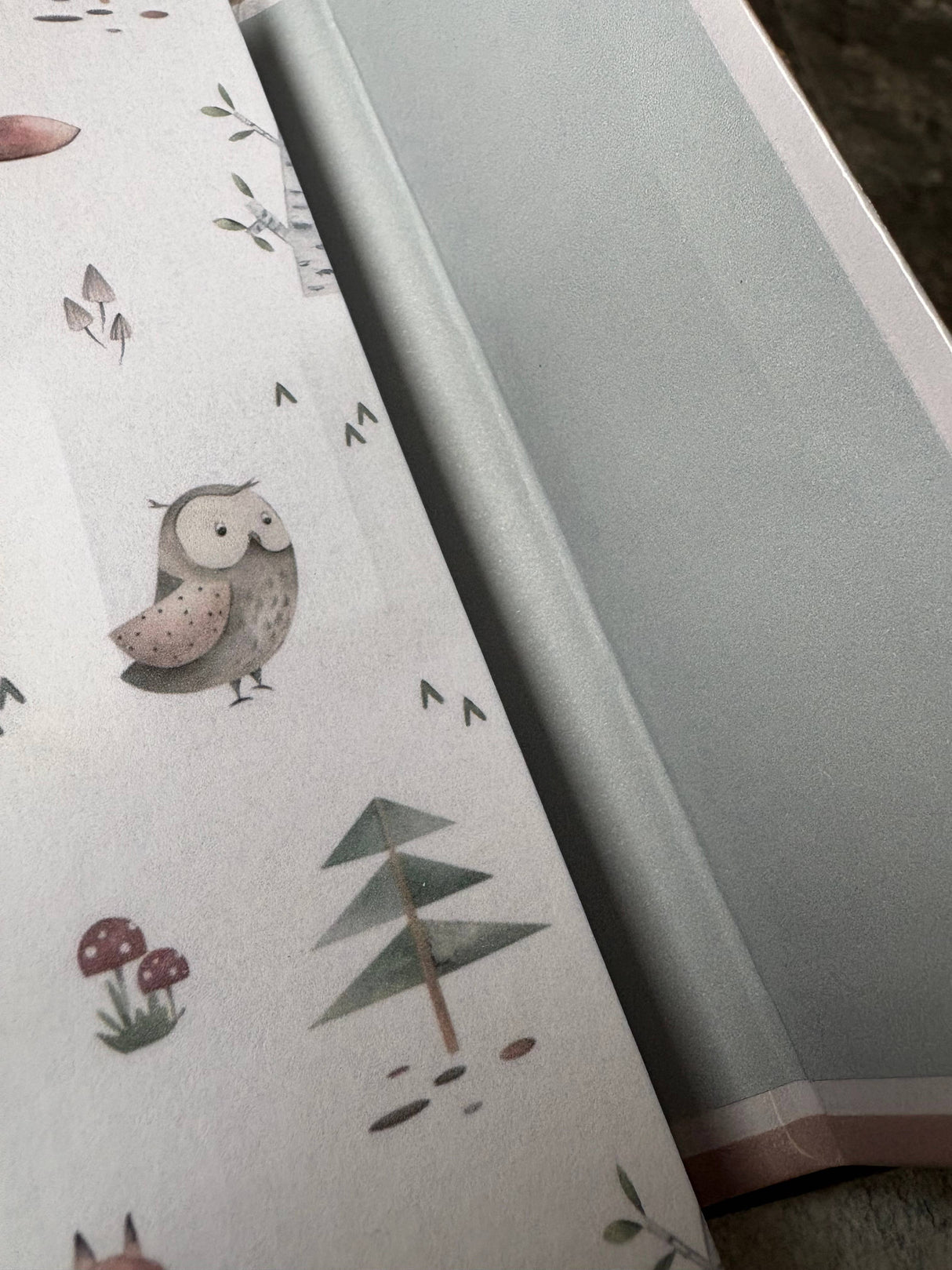 Forest Friends - 160 pages Magnetic Closure Notebook