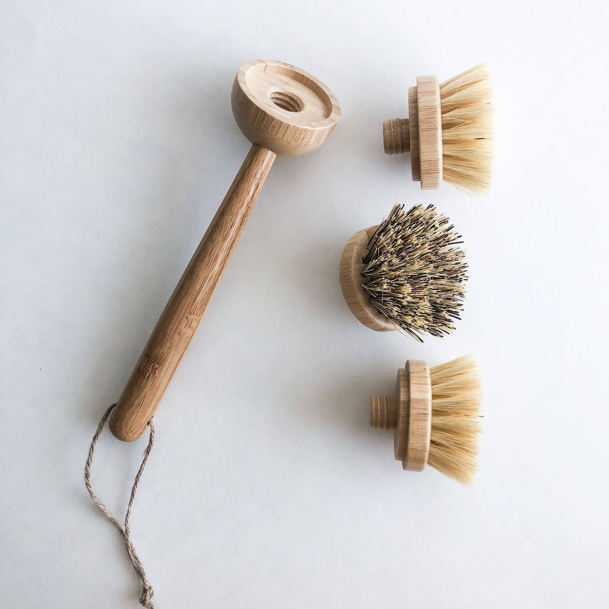 Natural Bamboo Sisal Dish Brush With Replaceable Head: Sisal - Replaceable