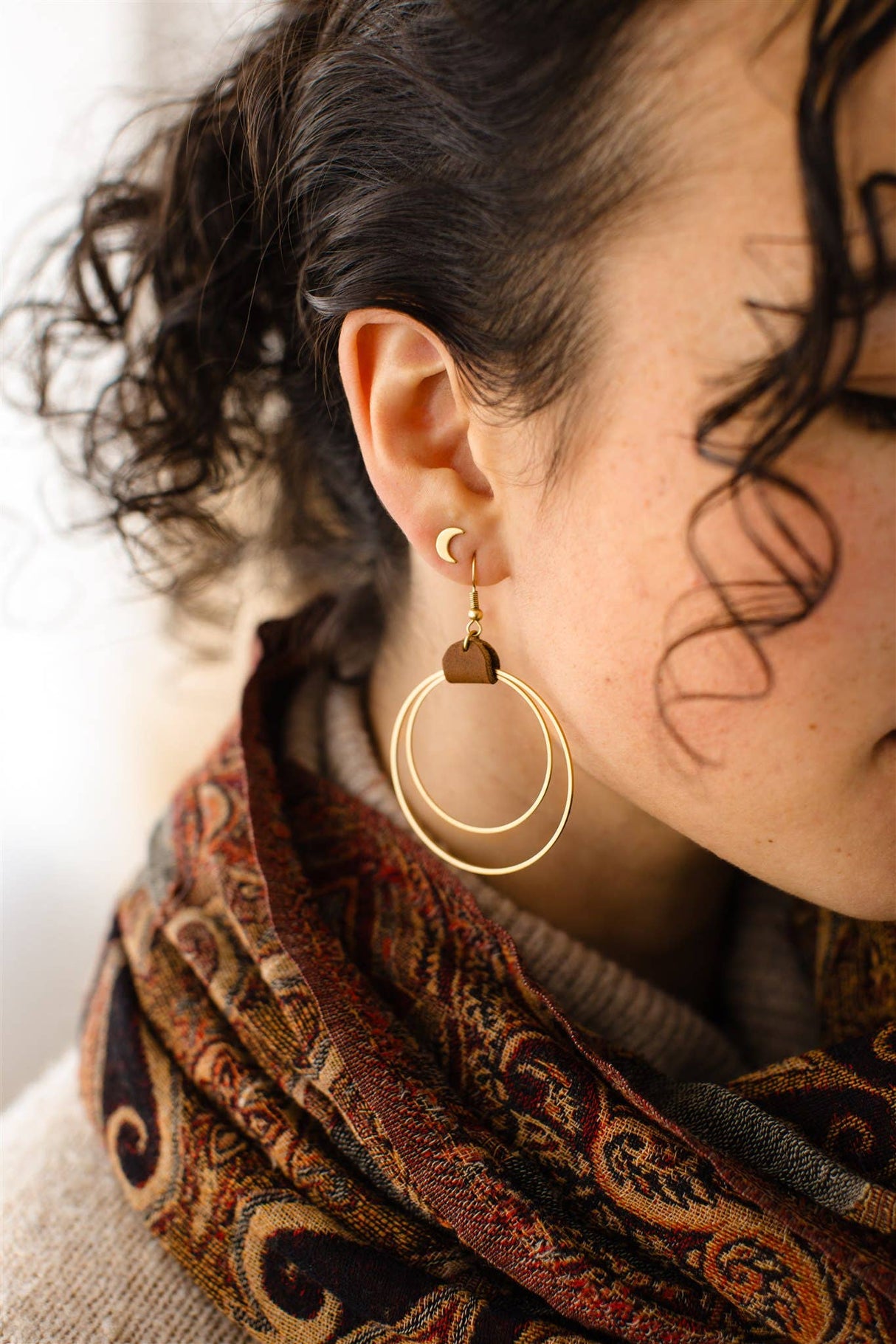 Distressed Brown Leather & Brass Circles Earrings