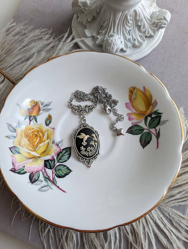 Hummingbird Cameo Necklace