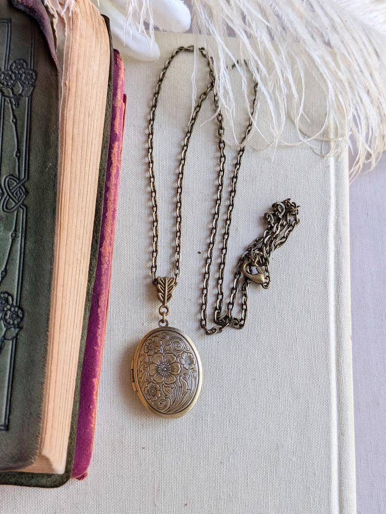 Floral Embossed Oval Locket Necklace
