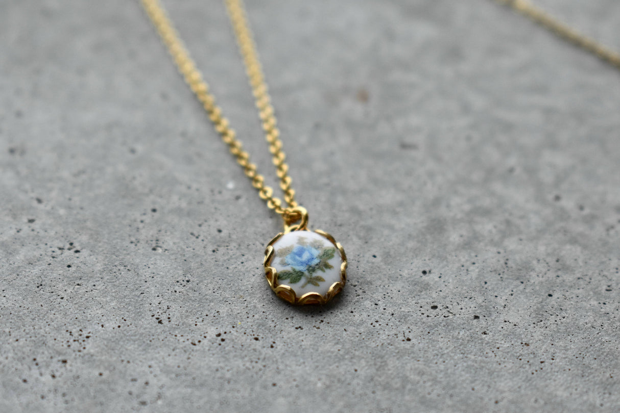 Vintage Floral Necklace - Blue Rose