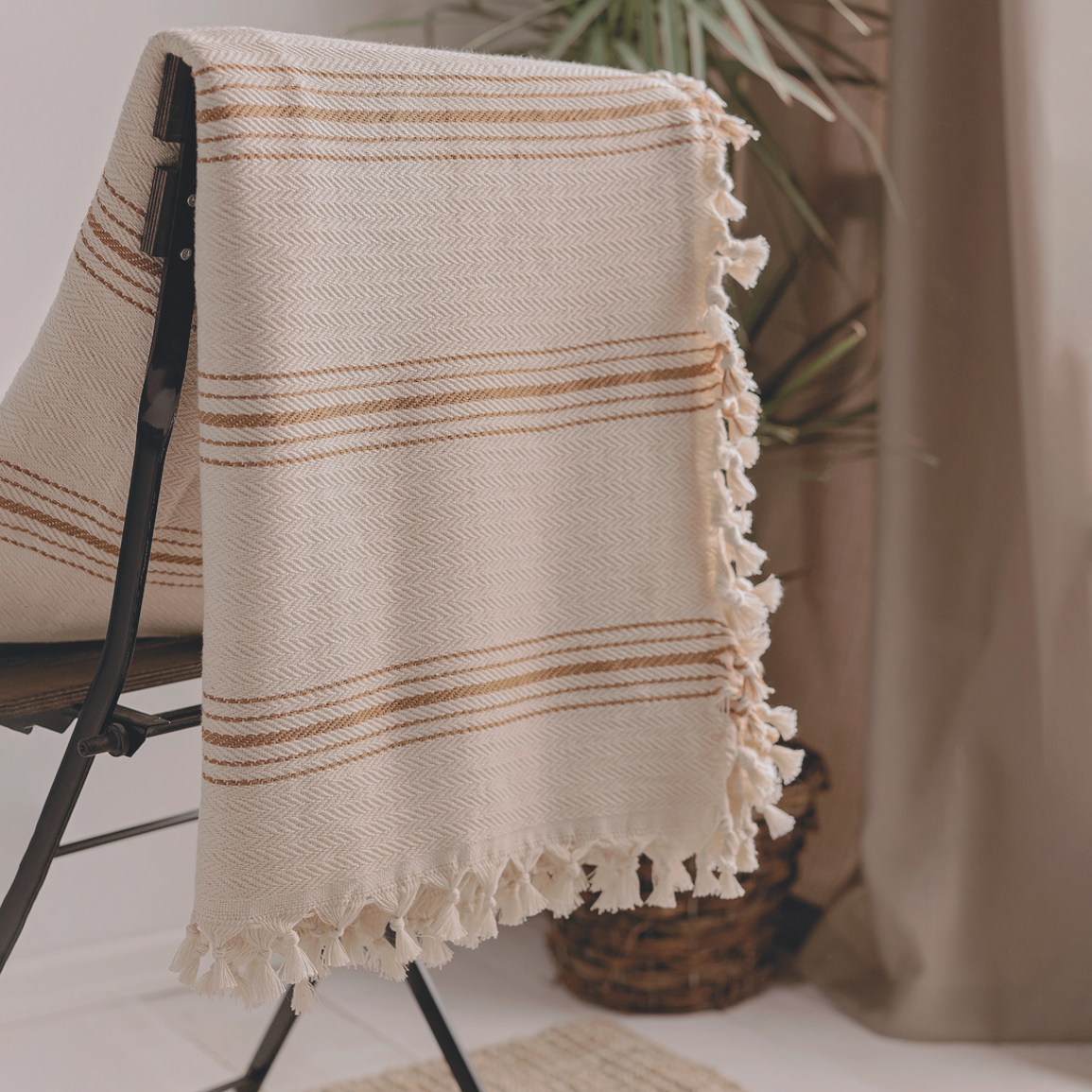 Minimalist 100% Cotton Throw Blankets & Bedspreads: Mustard