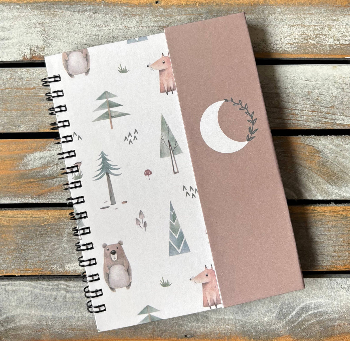 Forest Friends - 160 pages Magnetic Closure Notebook 
