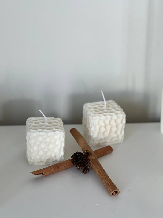 Honeycomb Cube Candle: Sandalwood