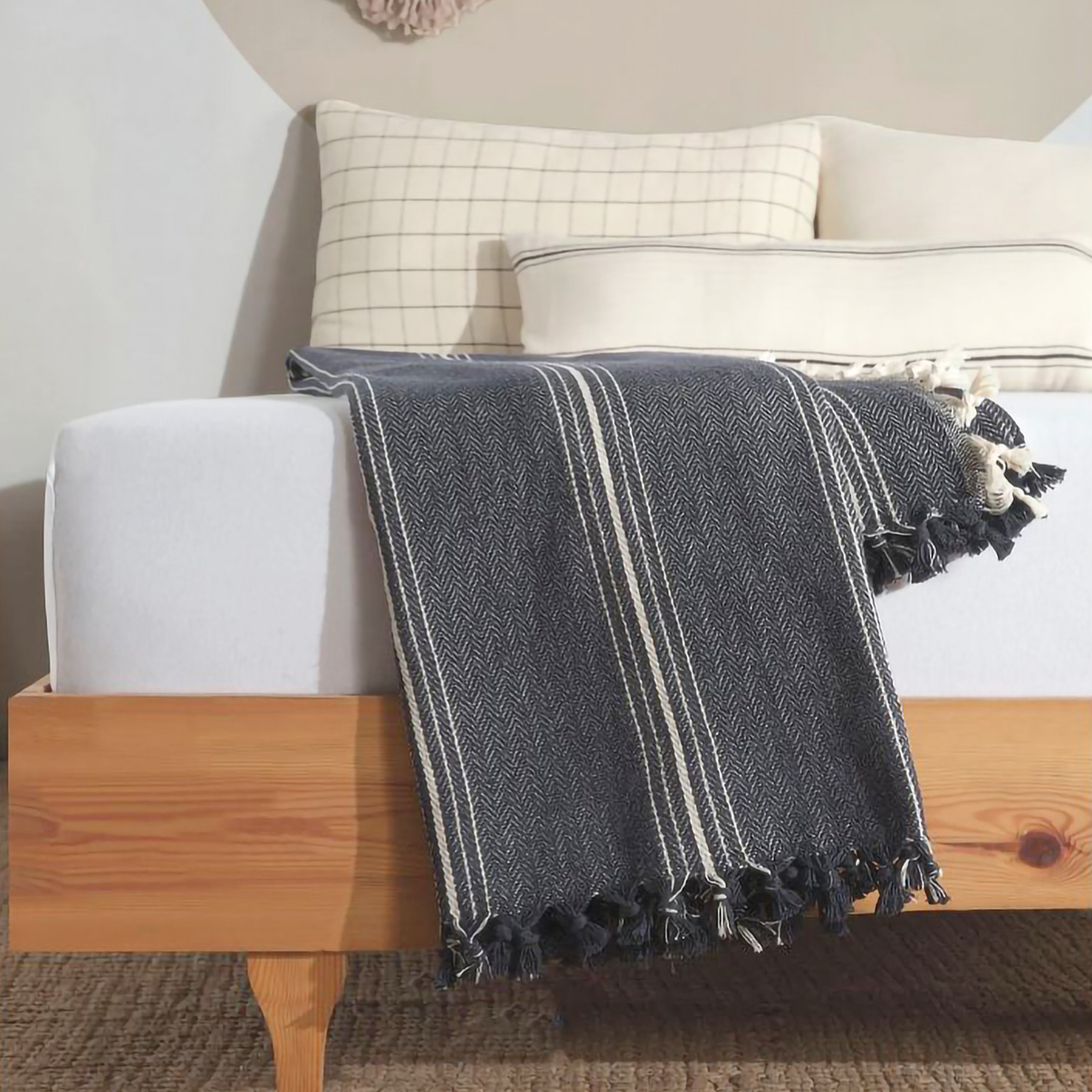 Minimalist 100% Cotton Throw Blankets & Bedspreads: Navy Blue with Stripes