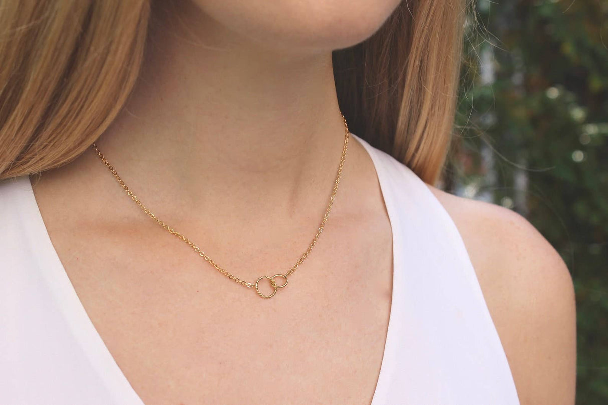 Interlocking Circles Necklace