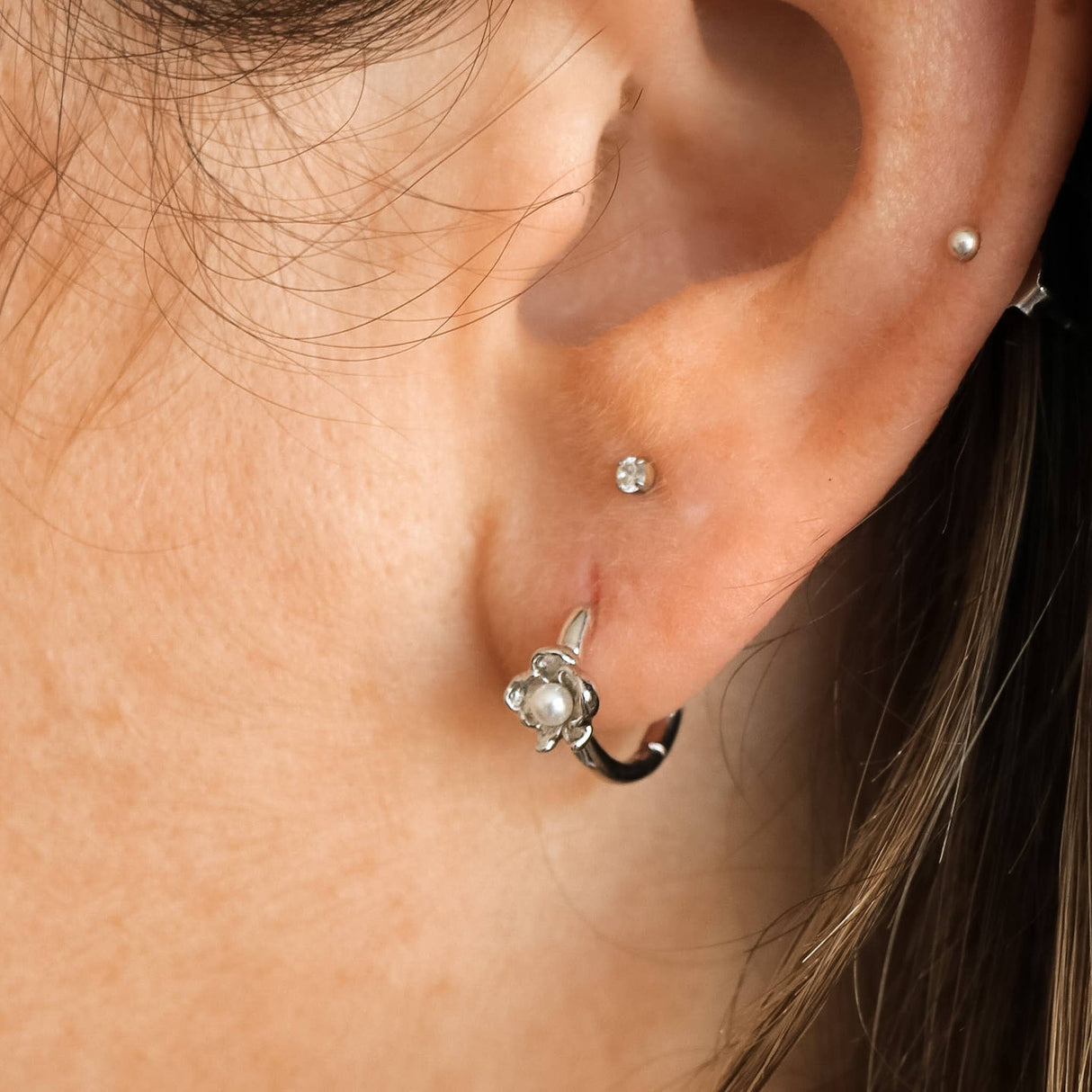 Liora Flower and Pearl earrings