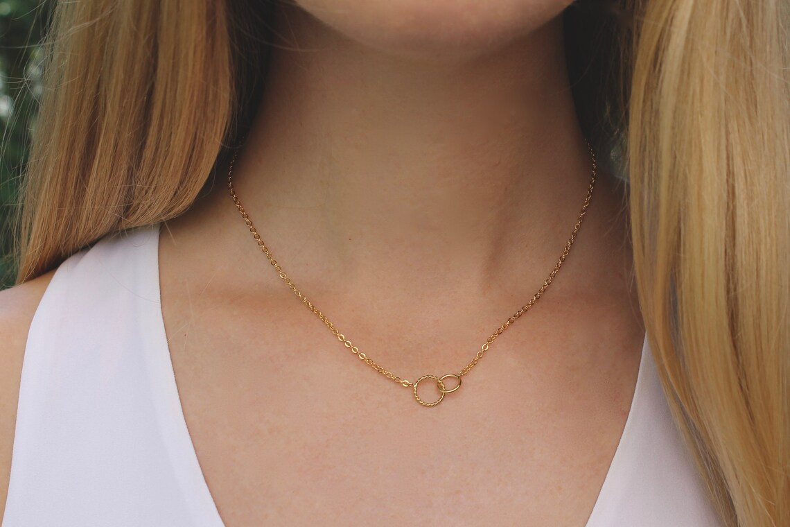 Interlocking Circles Necklace