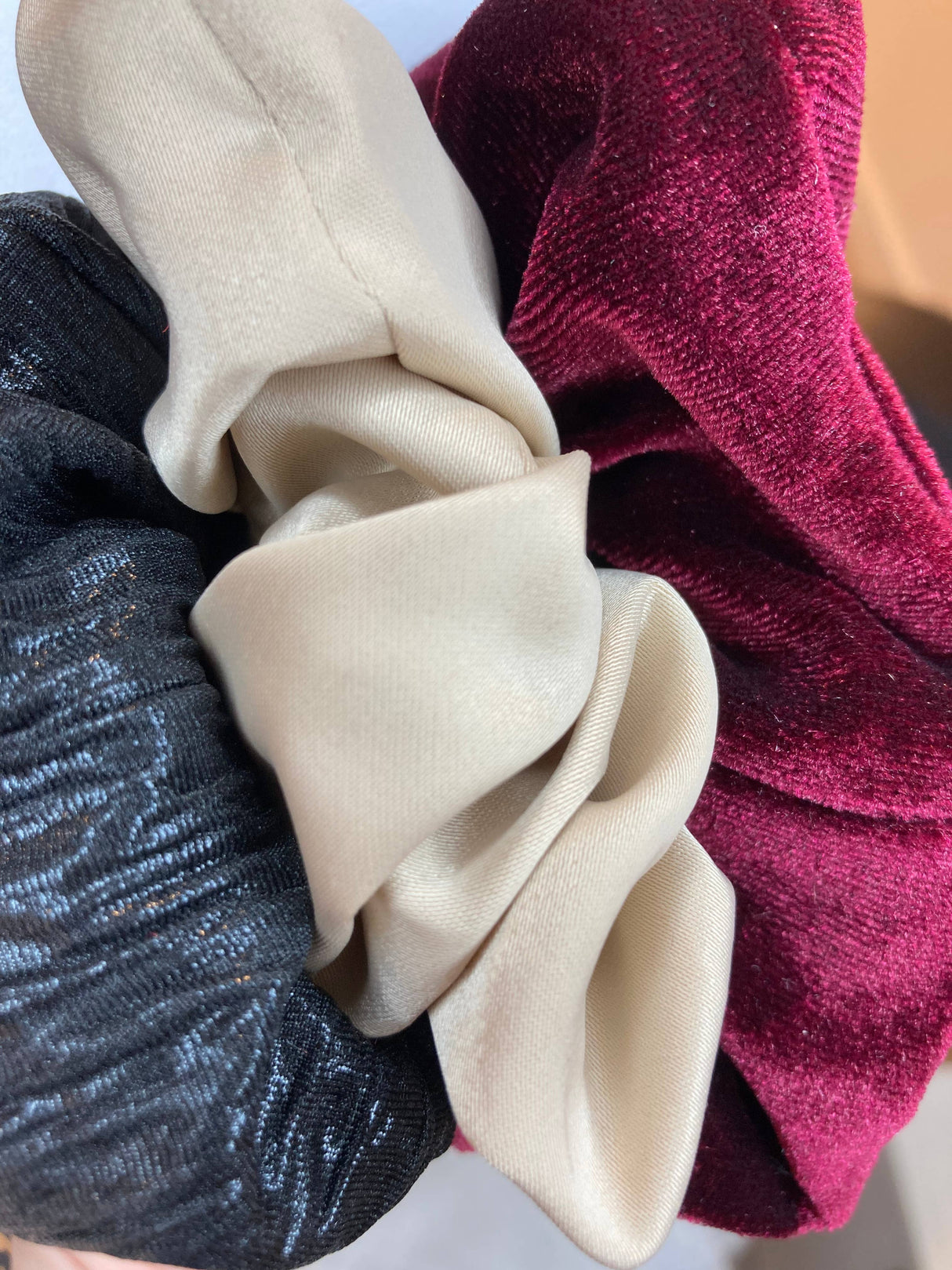 Hair Scrunchie Trio Red - Festive Collection